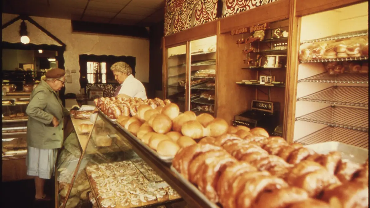 Gluten-Free Bakery bakes