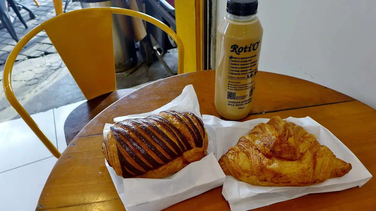 Gluten-Free Bakery bakes